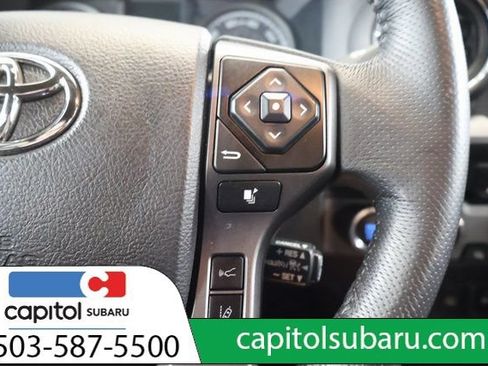 Used 2021 Toyota Tacoma TRD Off-Road w/ TRD Premium Off Road Package AWD/4WD image 21