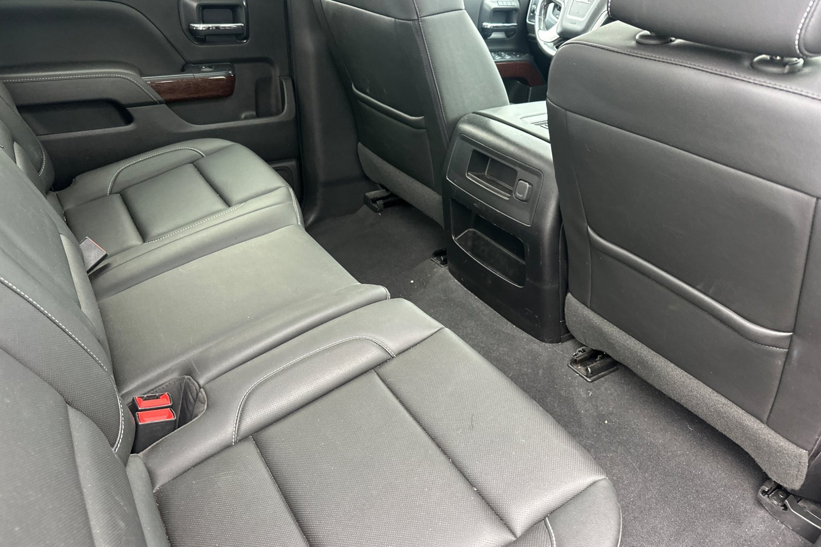 Used 2018 GMC Sierra 1500 SLT AWD/4WD image 18