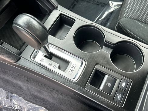 Used 2017 Subaru Outback 2.5i Premium image 17