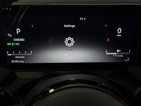 Used 2025 Nissan Kicks SR FWD image 14