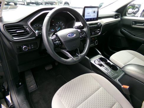 Used 2022 Ford Escape SE w/ Cold Weather Package AWD/4WD image 14
