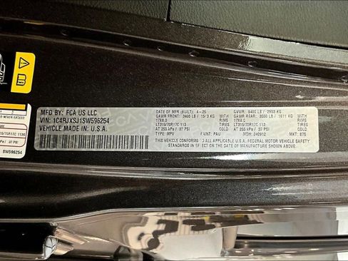 New 2025 Jeep Wrangler Unlimited Rubicon 392 image 15