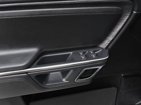 Used 2024 Rivian R1S Adventure image 28