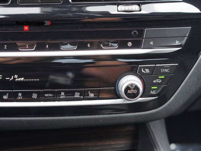 Used 2021 BMW 530e w/ M Sport Package RWD image 25