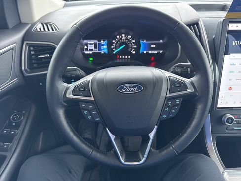 Certified 2022 Ford Edge SEL w/ Convenience Package image 27