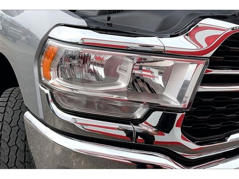 Used 2024 RAM 2500 Big Horn image 33