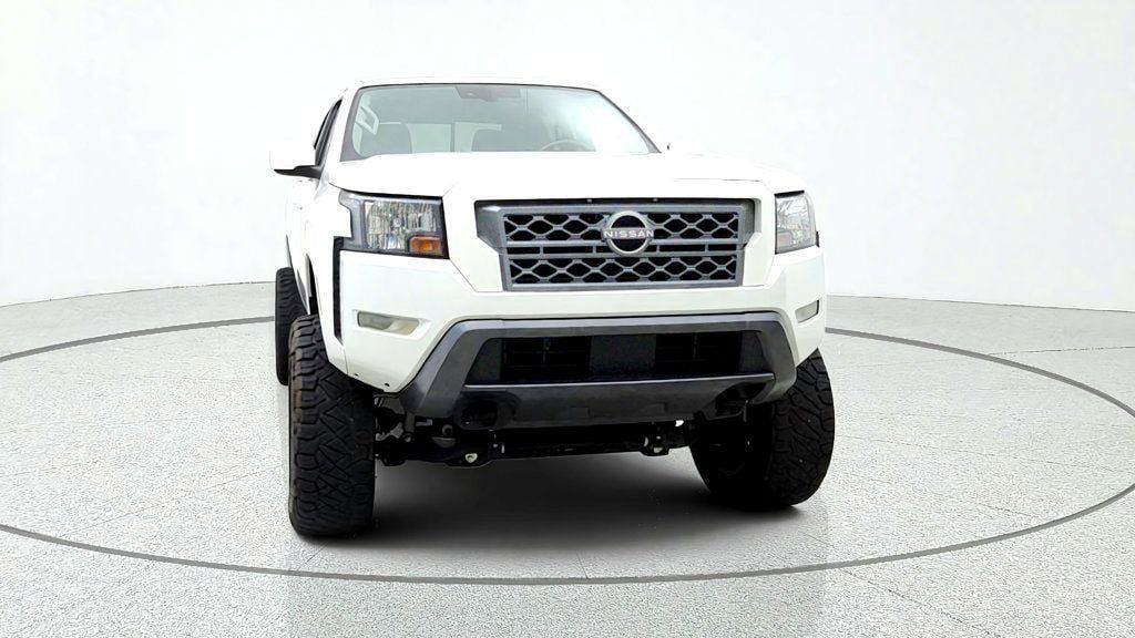 Used 2023 Nissan Frontier SV w/ SV Convenience Package AWD/4WD image 2