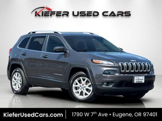 Used 2018 Jeep Cherokee Latitude Plus w/ Comfort/Convenience Group AWD/4WD video 1