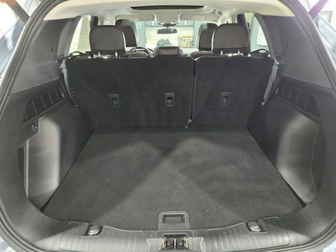 Certified 2022 Ford Escape SEL w/ Technology Package image 19