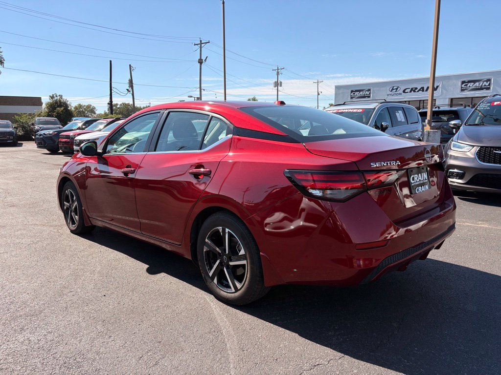 Used 2024 Nissan Sentra SV FWD image 5