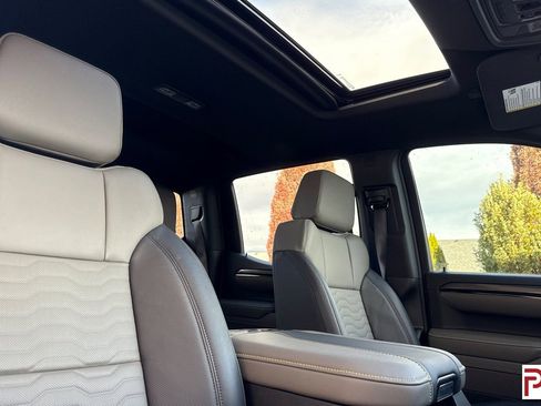 Certified 2025 Chevrolet Silverado 1500 ZR2 w/ Technology Package image 19