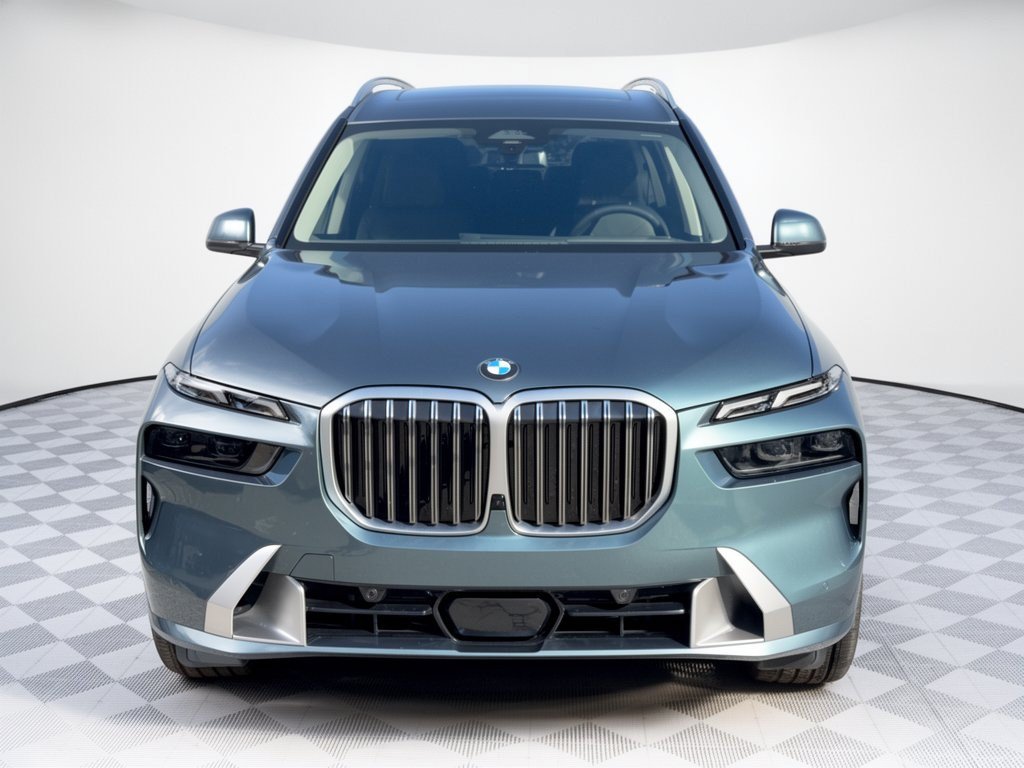 Certified 2026 BMW X7 xDrive40i AWD/4WD image 6