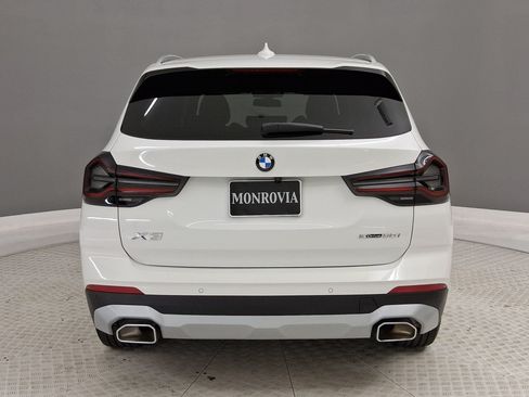 Certified 2024 BMW X3 sDrive30i w/ Convenience Package RWD image 7
