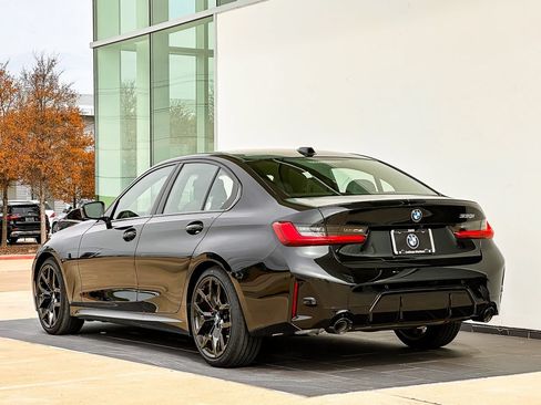 New 2026 BMW 330i Sedan w/ M Sport Package RWD image 7