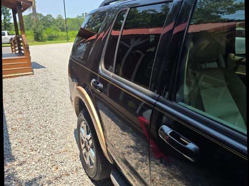 Used 2009 Ford Explorer Eddie Bauer RWD image 5