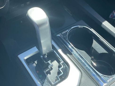 Used 2020 Toyota Tundra Platinum image 7