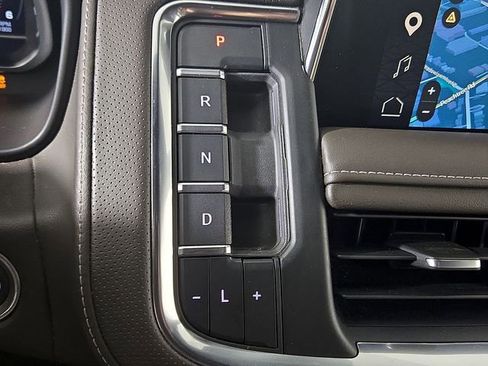 Used 2022 GMC Yukon SLT RWD image 14