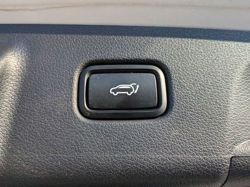 Used 2024 Hyundai Palisade Calligraphy image 30