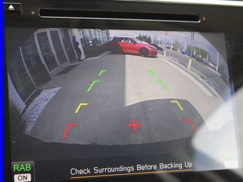 Used 2019 Subaru Outback 3.6R Touring AWD/4WD image 36