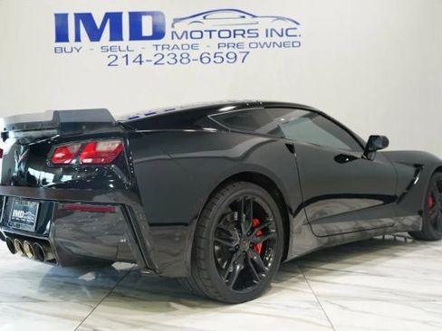 Used 2016 Chevrolet Corvette Stingray Coupe w/ Battery Protection Package RWD image 9