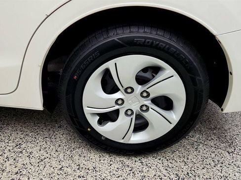 Used 2014 Honda Civic LX image 9