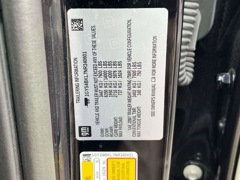 Certified 2022 Cadillac Escalade Premium Luxury image 12