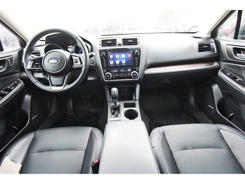 Used 2018 Subaru Outback 2.5i Limited image 8