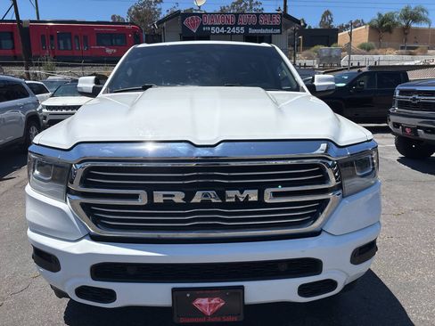 Used 2020 RAM 1500 Laramie AWD/4WD image 3