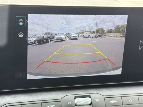 Used 2025 Kia K4 LXS FWD image 26