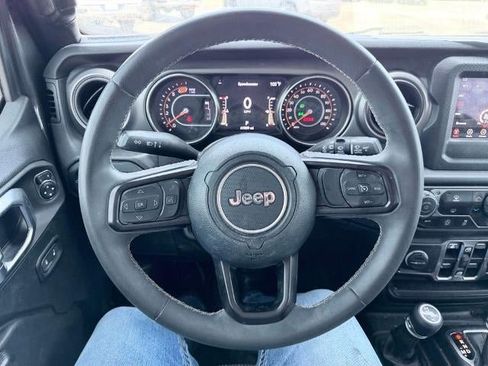 Used 2023 Jeep Wrangler Unlimited Sport AWD/4WD image 14
