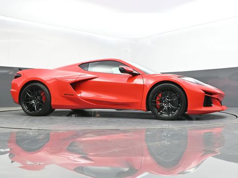 Used 2024 Chevrolet Corvette Z06 w/ Stealth Interior Trim Package RWD image 49