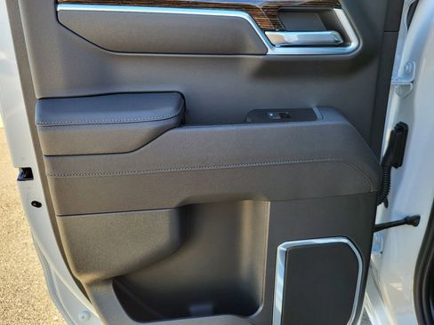 New 2026 GMC Sierra 1500 Elevation image 32
