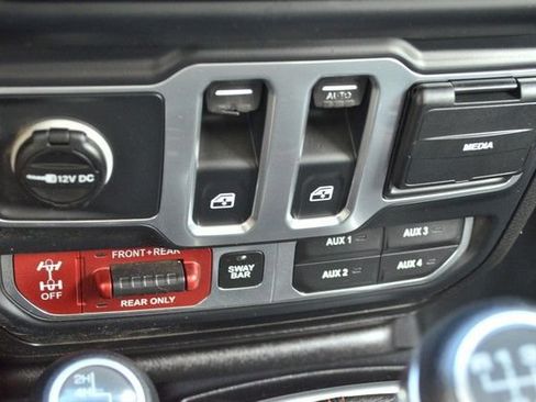 Used 2019 Jeep Wrangler Rubicon AWD/4WD image 30