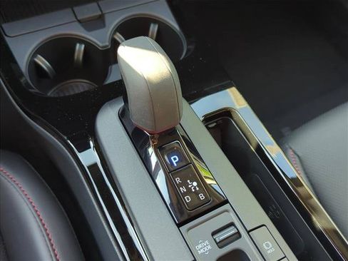 New 2026 Toyota Prius Plug-In Hybrid FWD image 18