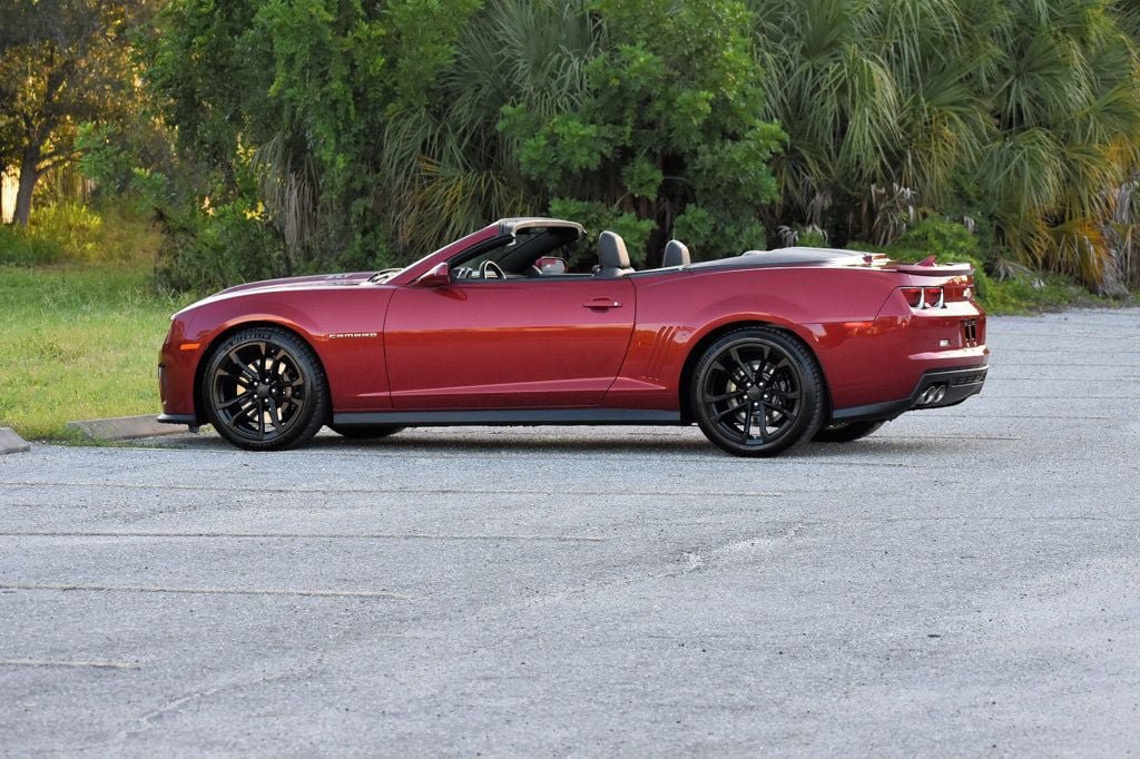 Used 2013 Chevrolet Camaro ZL1 RWD image 4