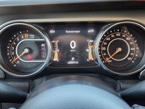 Used 2023 Jeep Gladiator Sport image 23