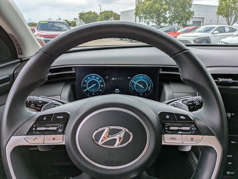 Used 2023 Hyundai Tucson SEL AWD/4WD image 27