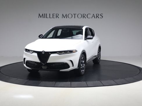 Used 2025 Alfa Romeo Tonale image 2