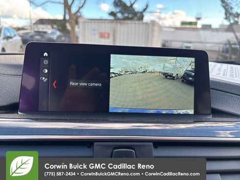 Used 2018 BMW 330i xDrive Sedan w/ Convenience Package image 21