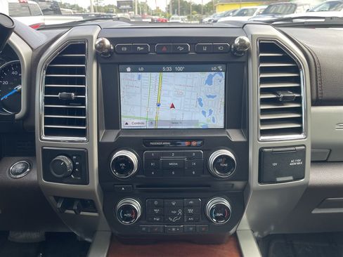Used 2017 Ford F350 King Ranch w/ King Ranch Ultimate Package AWD/4WD image 31