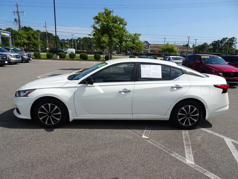 Used 2021 Nissan Altima 2.5 S w/ Driver Assist Package FWD image 7