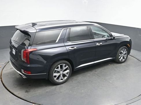 Used 2022 Hyundai Palisade Limited w/ Winter Package image 31