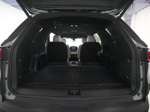 Used 2023 Chevrolet Traverse LT w/ LPO, Floor Liner Package AWD/4WD image 10