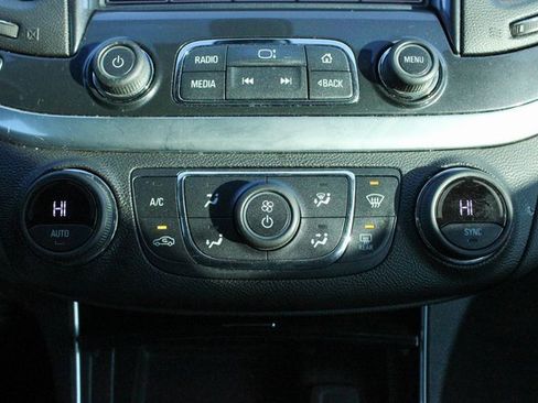 Used 2019 Chevrolet Impala LT image 16