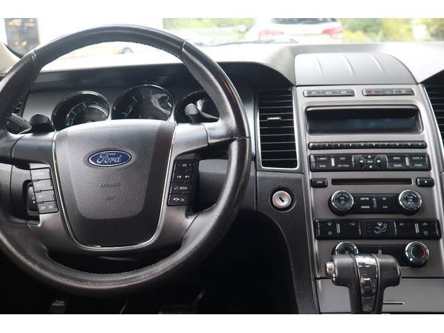 Used 2012 Ford Taurus SEL FWD image 8