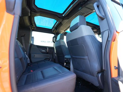 Used 2024 GMC Hummer EV 3X w/ LPO, Illumination Package image 29