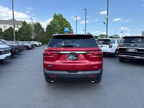 Used 2023 Chevrolet Traverse RS AWD/4WD image 4