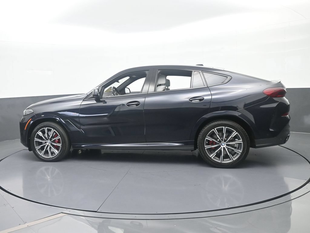 Used 2025 BMW X6 xDrive40i AWD/4WD image 3