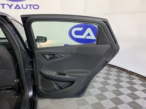 Used 2023 Chevrolet Malibu LT image 36