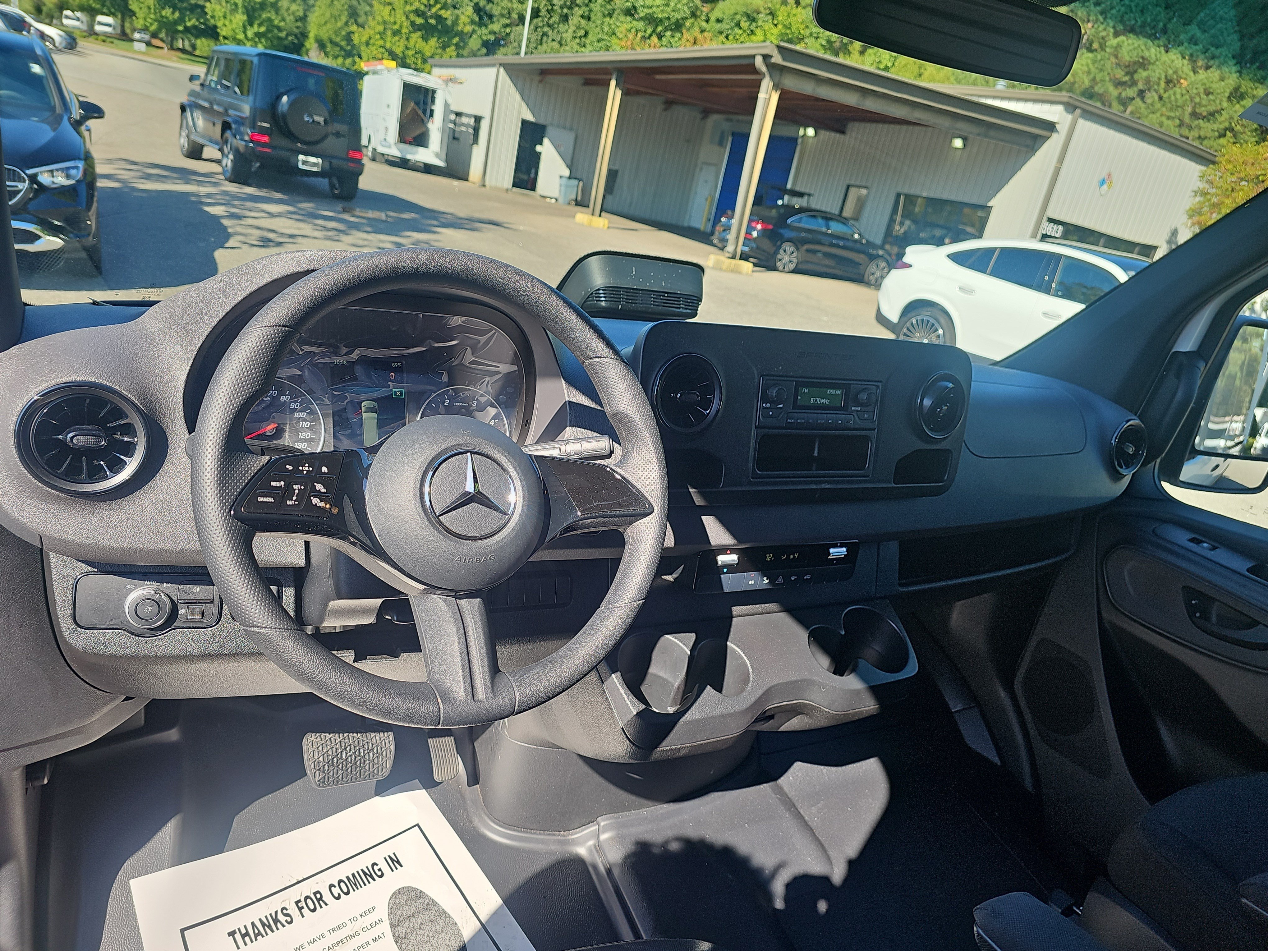 Used 2025 Mercedes-Benz Sprinter 3500 image 15